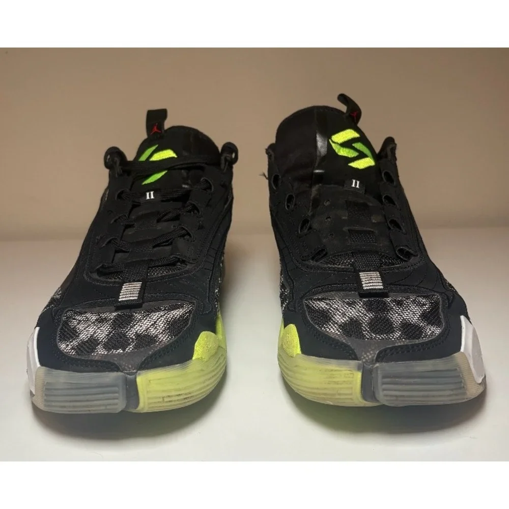 Jordan Luka 2 Black Volt Basketball Shoes DX8733-017 Men's Size 10.5